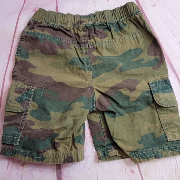 Children's Place camouflage shorts 3T - Picture 3 of 3
